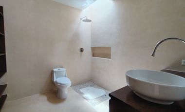 Residencia Colonial Contemporánea en el Corazón de Mérida