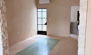 Residencia Colonial Contemporánea en el Corazón de Mérida