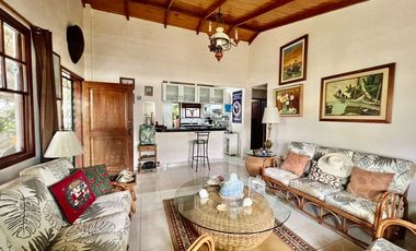 CHIPIPE: VENDO CASA ESQUINERA CERCA DEL MAR