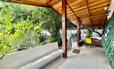 CHIPIPE: VENDO CASA ESQUINERA CERCA DEL MAR