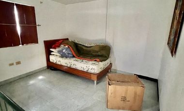 CHIPIPE: VENDO CASA ESQUINERA CERCA DEL MAR