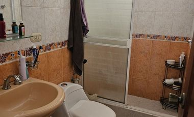 CHIPIPE: VENDO CASA ESQUINERA CERCA DEL MAR