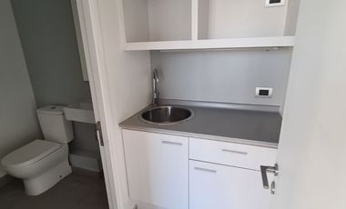 Bosques Montemar, oficina 41 M2 Planta libre, 1 baño