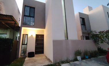 Casa en Venta en Fuente Solana, Tixcacal, Mérida, Yucatán
