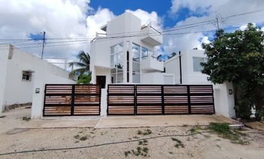 Casa en Venta Frente al Mar en Santa Clara, Yucatán
