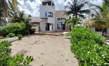 Casa en Venta Frente al Mar en Santa Clara, Yucatán