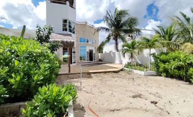 Casa en Venta Frente al Mar en Santa Clara, Yucatán