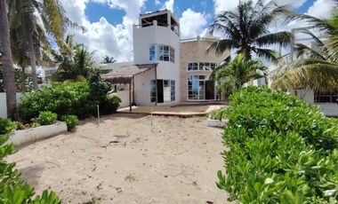 Casa en Venta Frente al Mar en Santa Clara, Yucatán