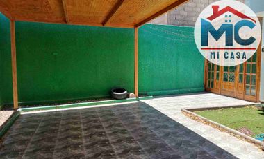 Corredora de Propiedades,  vende casa en Condominio Bilbao 1 en Calama.