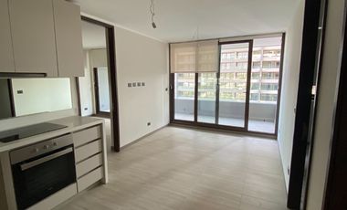 Amplio departamento 2D/2B en Macul