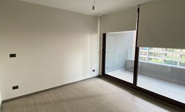 Amplio departamento 2D/2B en Macul