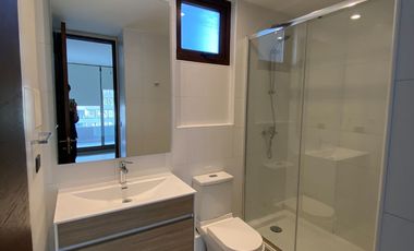 Amplio departamento 2D/2B en Macul