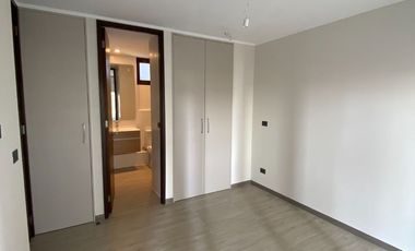 Amplio departamento 2D/2B en Macul