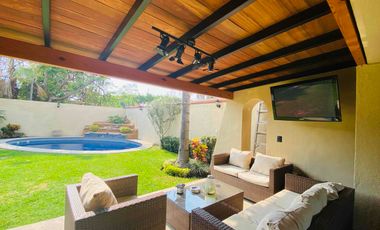 Renta de casa en cuernavaca en Fracc lomas de vista hermosa . seguridad 24 hrs