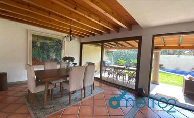 Renta de casa en cuernavaca en Fracc lomas de vista hermosa . seguridad 24 hrs