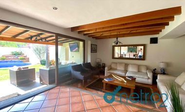 Renta de casa en cuernavaca en Fracc lomas de vista hermosa . seguridad 24 hrs