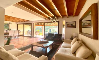 Renta de casa en cuernavaca en Fracc lomas de vista hermosa . seguridad 24 hrs