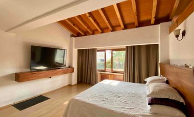 Renta de casa en cuernavaca en Fracc lomas de vista hermosa . seguridad 24 hrs