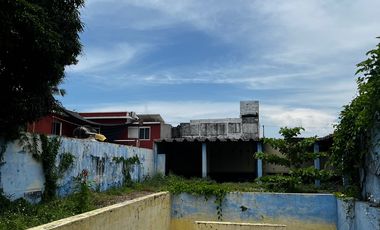 Terreno 20x50 metros con barda perimetral en Col. Centro, Veracruz