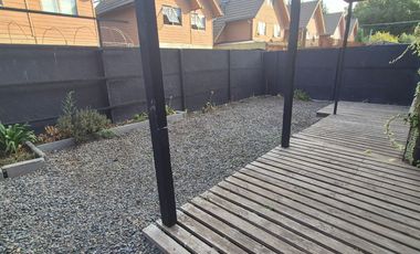 Arrienda casa 5 dormitorios en Lomas San Sebastián, Concepción.