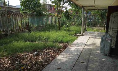Rumah Hitung Tanah Dijual Di Ketintang Dekat Kampus UNESA