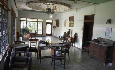 Rumah Hitung Tanah Dijual Di Ketintang Dekat Kampus UNESA