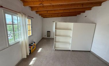 Departamento en alquiler Monoambiente en Puerto Madryn 1° Piso por escalera