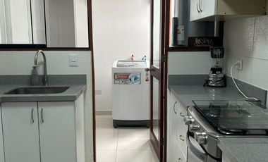 Venta Dpto. amplio de tres dormitorios, 2 cocheras en Reynaldo vivanco