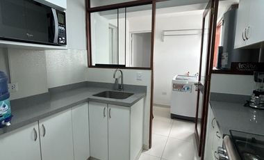 Venta Dpto. amplio de tres dormitorios, 2 cocheras en Reynaldo vivanco