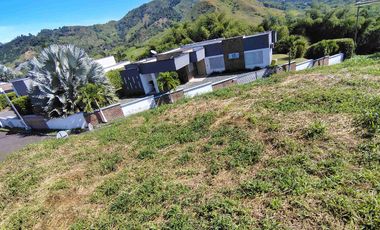Venta de Lote en Condominio Campestre Combia Pereira