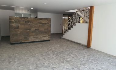 Venta de Casa en el Centro en la Col. El Carmen