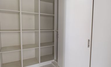 MUY LINDA CASA DE ARRIENDO EN EXCELENTE URB PRIVADA (Sector Monteserrín)