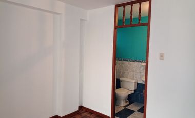 REMATO Edificio esquina a precio de Casa, Santa Teresa de Ávila