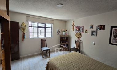Casa en Venta | Iztapalapa | con Departamento Independiente | 5 Recámaras | 5 Estacionamientos