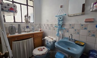 Casa en Venta | Iztapalapa | con Departamento Independiente | 5 Recámaras | 5 Estacionamientos
