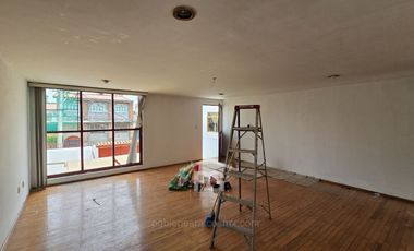 Casa en Venta | Iztapalapa | con Departamento Independiente | 5 Recámaras | 5 Estacionamientos