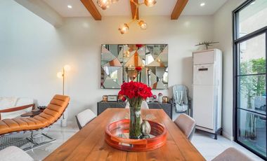 Beautiful Modern Contemporary 4BR Home in Greenwoods Executive Village