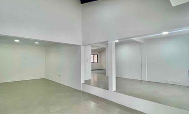 CASA EN RENTA , gran oportunidad para empresas y financieras en la ciudad de CUENCA