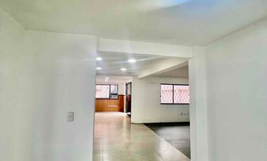 CASA EN RENTA , gran oportunidad para empresas y financieras en la ciudad de CUENCA
