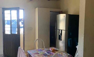 Casa en VENTA, Col Lomas Modelo Mty. (Cuartos en renta en PA)