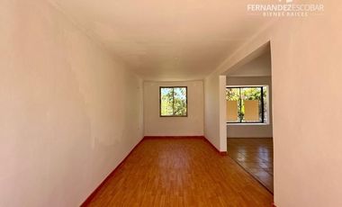SAN FELIPE - VENDE CASA DE DOS PISOS 3D 3B 2E - COND. NALCAHUE