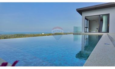 Modern pool villa for sale in a prime, quiet Koh Samui location