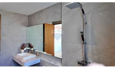 Modern pool villa for sale in a prime, quiet Koh Samui location
