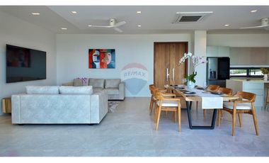 Modern pool villa for sale in a prime, quiet Koh Samui location