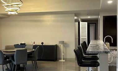 For Rent: 5BR w/ 1 Parking and balcony at Park McKinley West Penthouse for 300K/mo nego!
