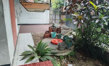 Rumah 1 lantai harus renov di arcamanik - bandung Timur
