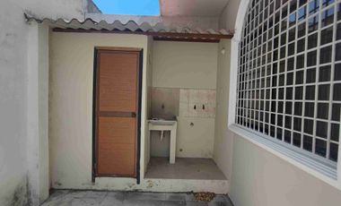 Departamento con garage en alquiler, Los Almendros