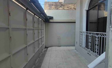 Departamento con garage en alquiler, Los Almendros