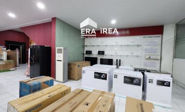 Ruang Usaha 3 Lantai Dijual di Solo Dekat Kampus Duta Bangsa, Pasar Kembang, Matahari Singosaren