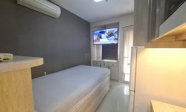 Studio Cozy Modern Madison Park – Dekat Central Park 2 Mall & UNTAR!